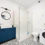 Apartment Gallery 7 - 6 *